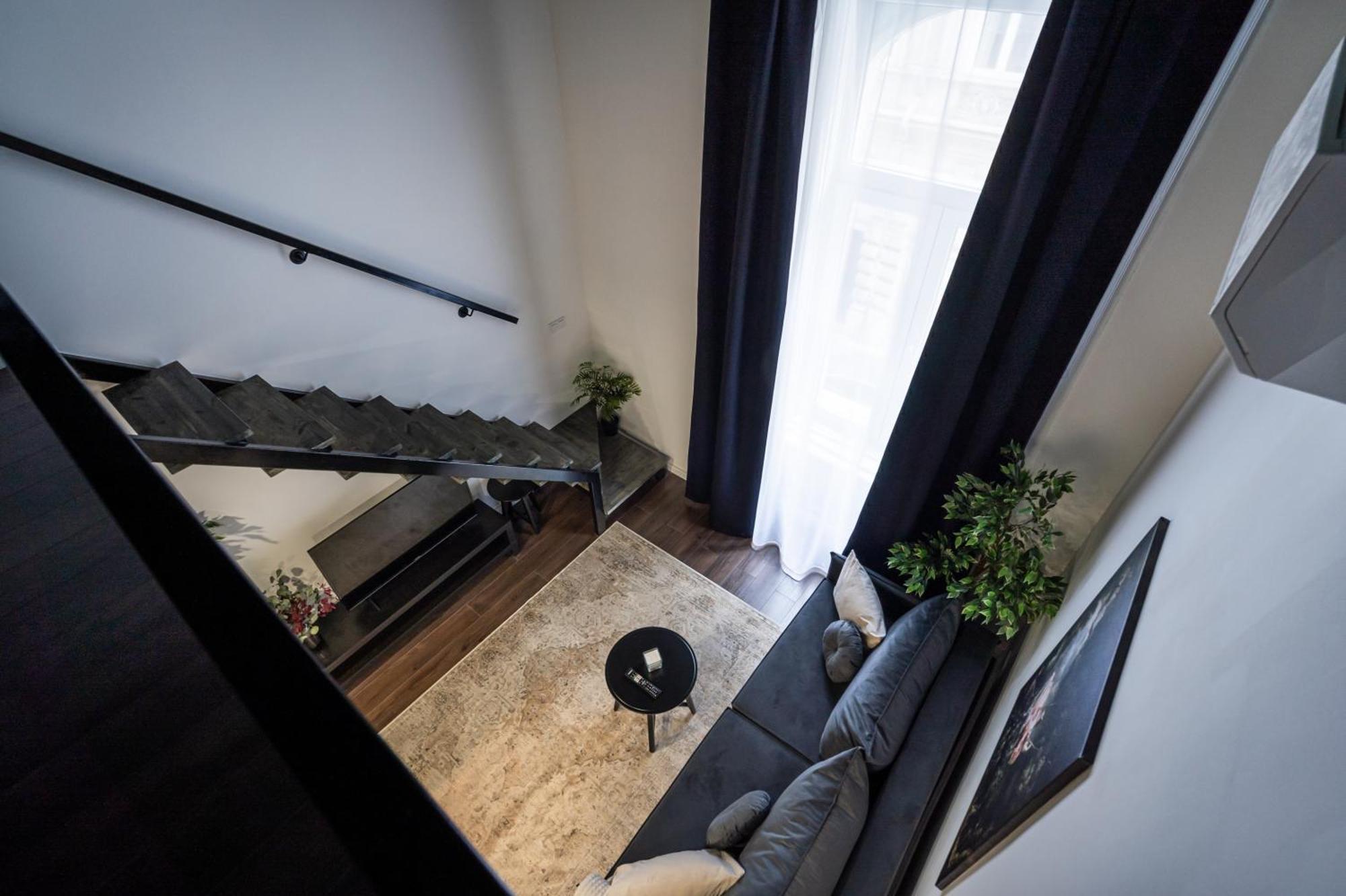 E41 - Trendy Boutique - Prime Spot By Bqa Apartment