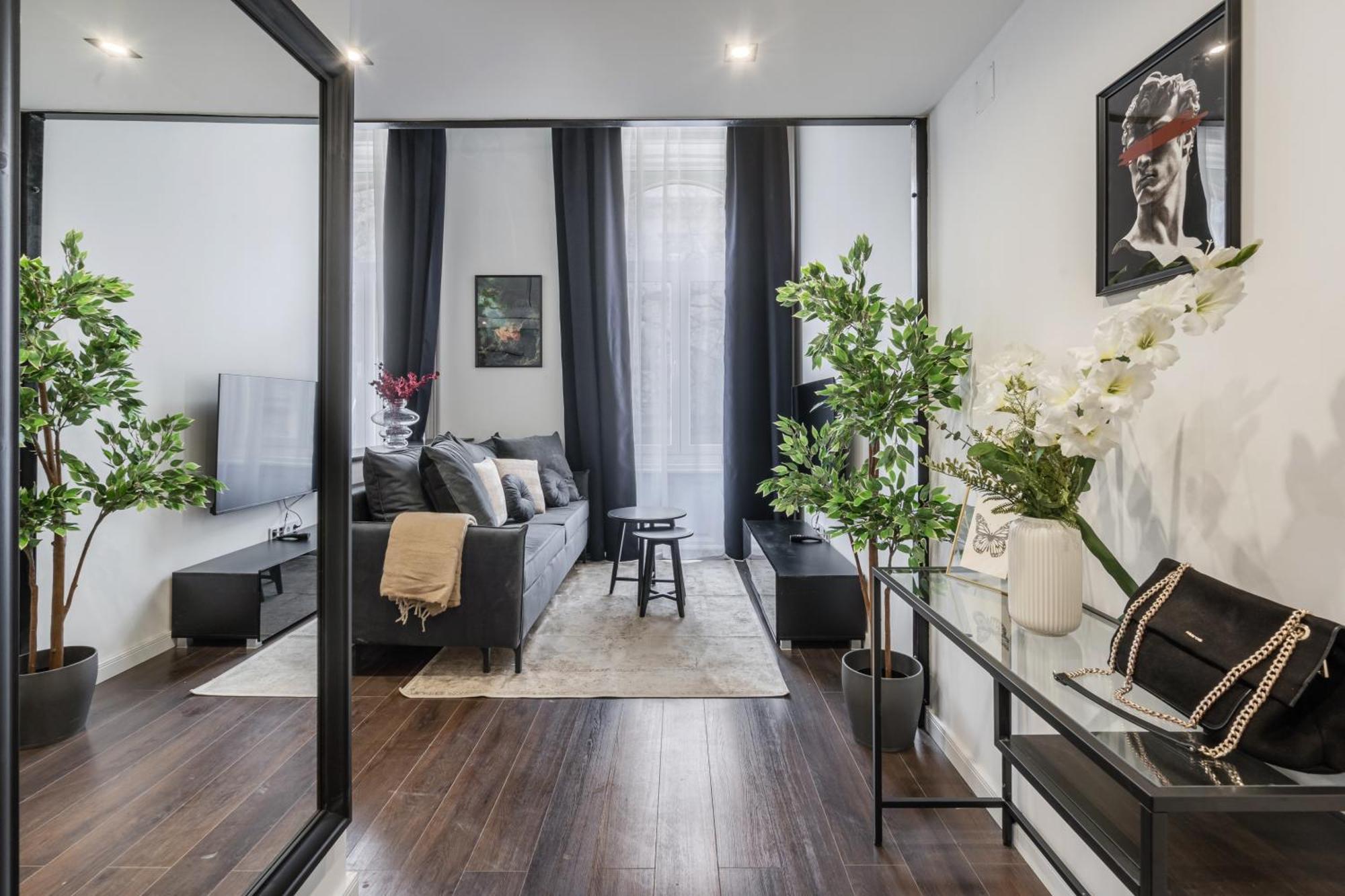 Apartment E41 - Trendy Boutique - Prime Spot By Bqa *
