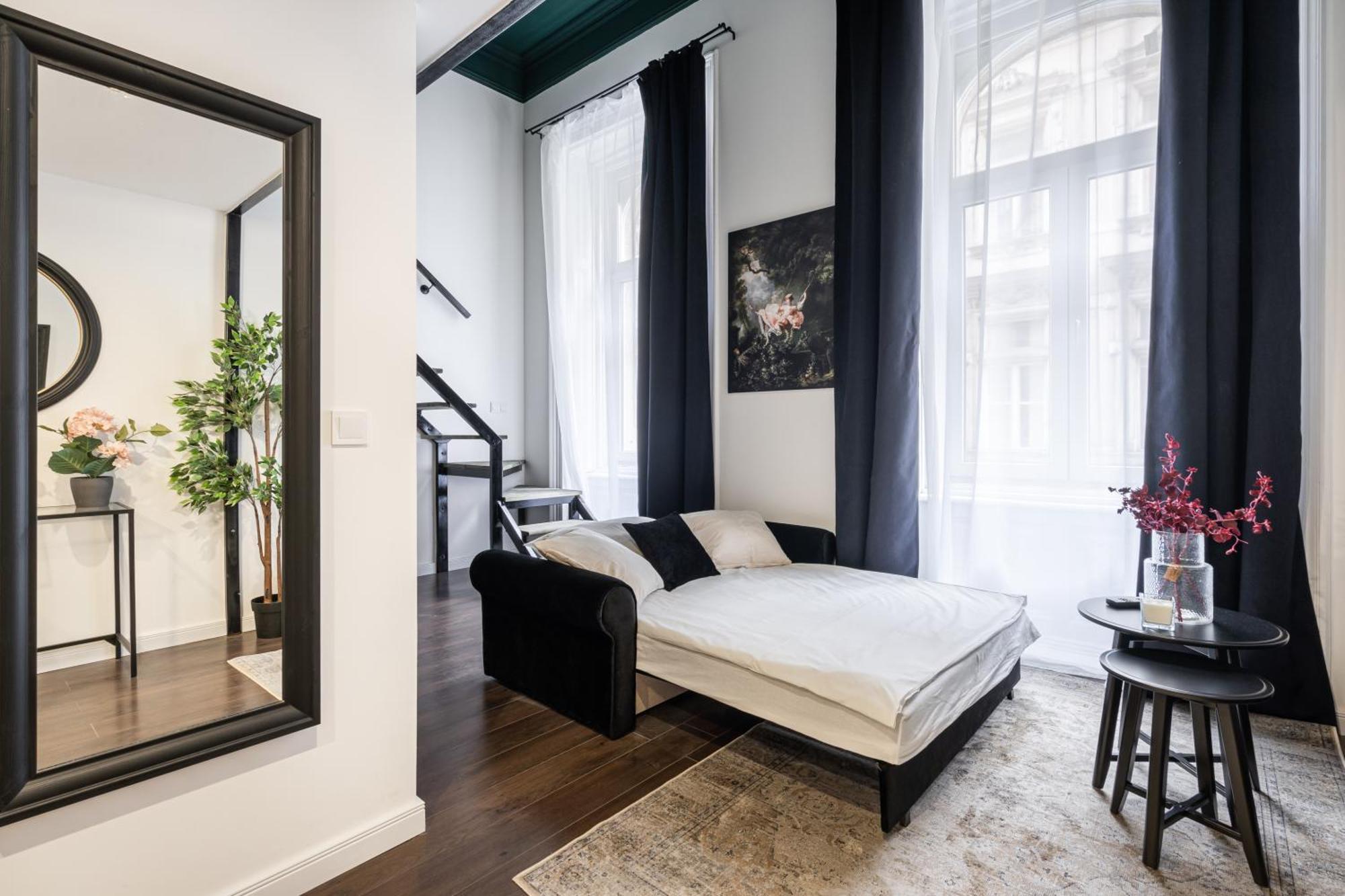 E41 - Trendy Boutique - Prime Spot By Bqa Apartment *